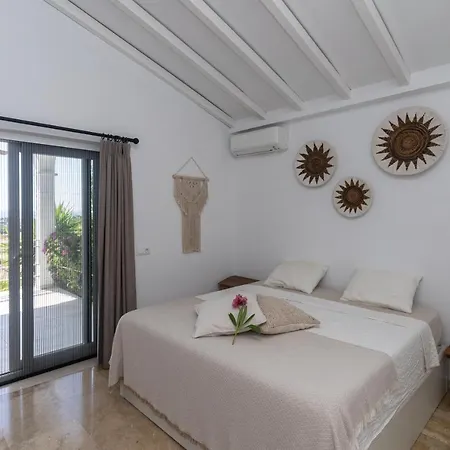 Villa Casa Pura Vida Estepona